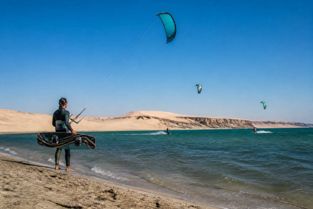 Dakhla dune blanche : guide pratique pour découvrir ce spot de kitesurf exceptionnel
